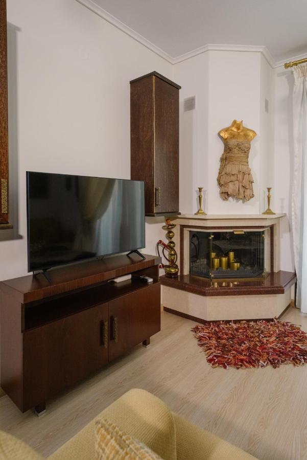 Apartament Luxury Dafnis House Weria Zewnętrze zdjęcie